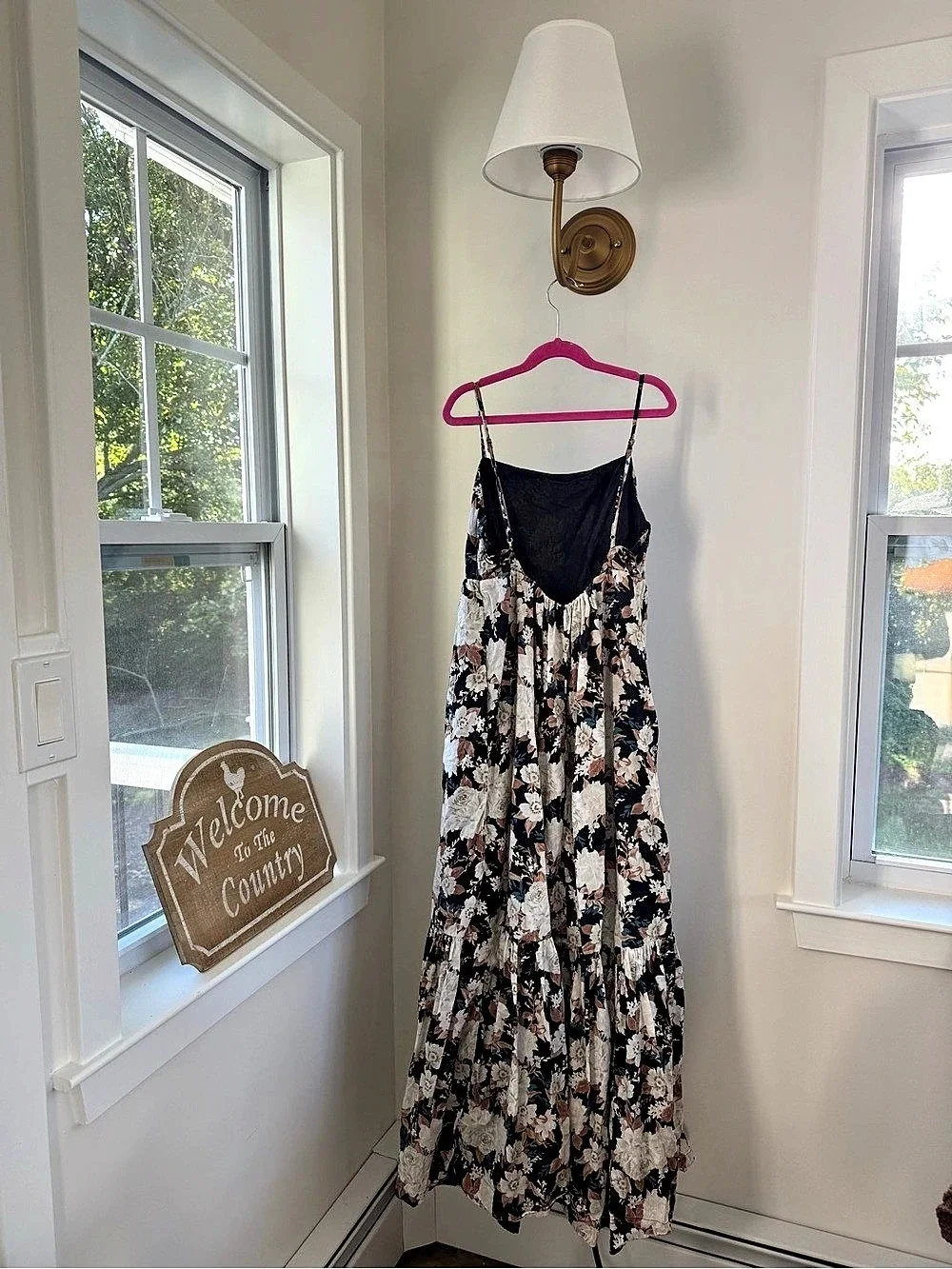 Abercrombie & Fitch Black & White Floral Tiered Maxi Dress Like New